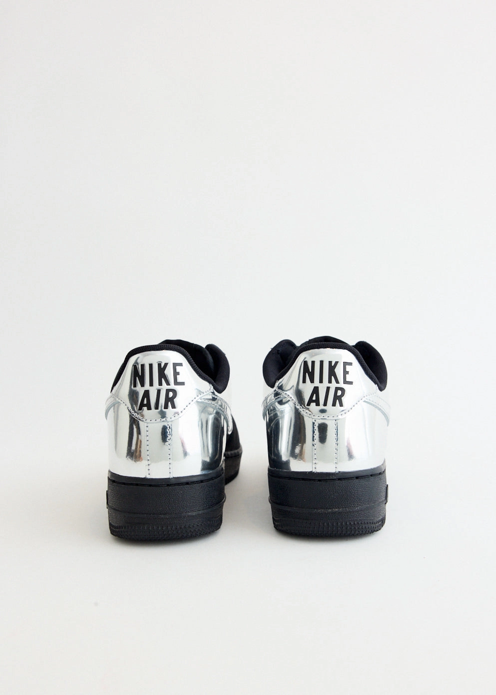 Air Force 1 Low Retro 'Black Chrome' Sneakers
