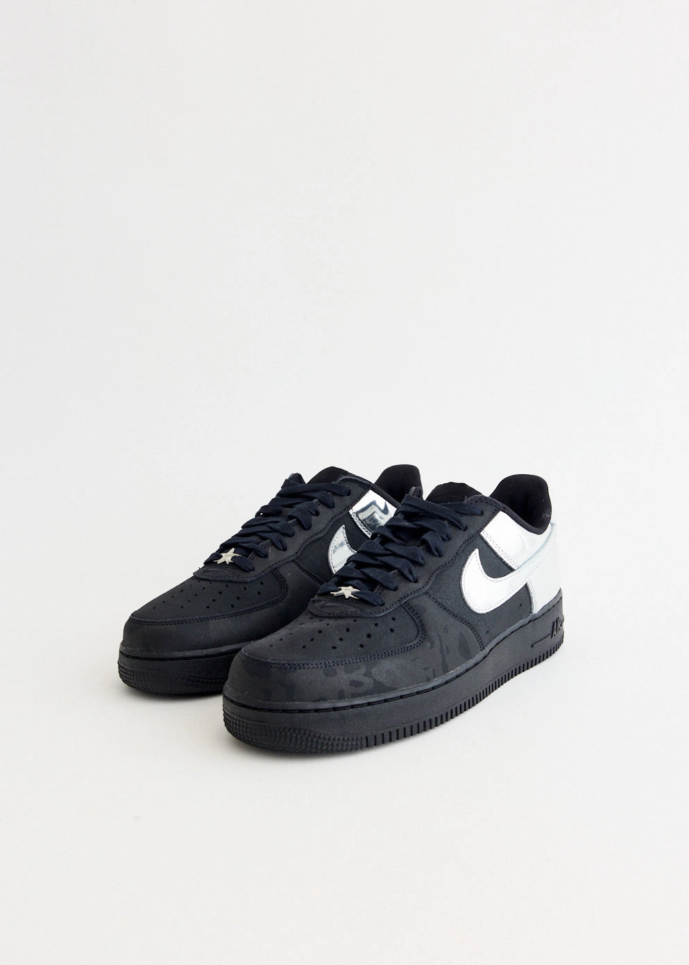 Air Force 1 Low Retro 'Black Chrome' Sneakers