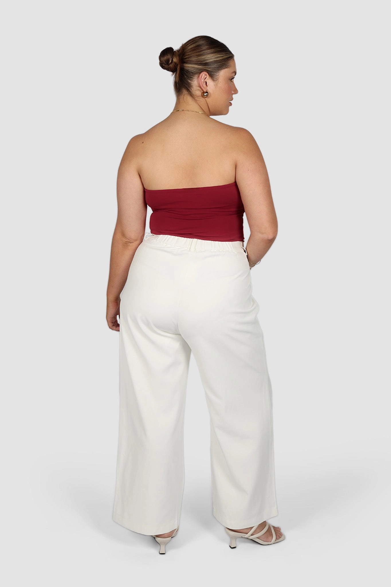 APRIL TOP CHERRY
