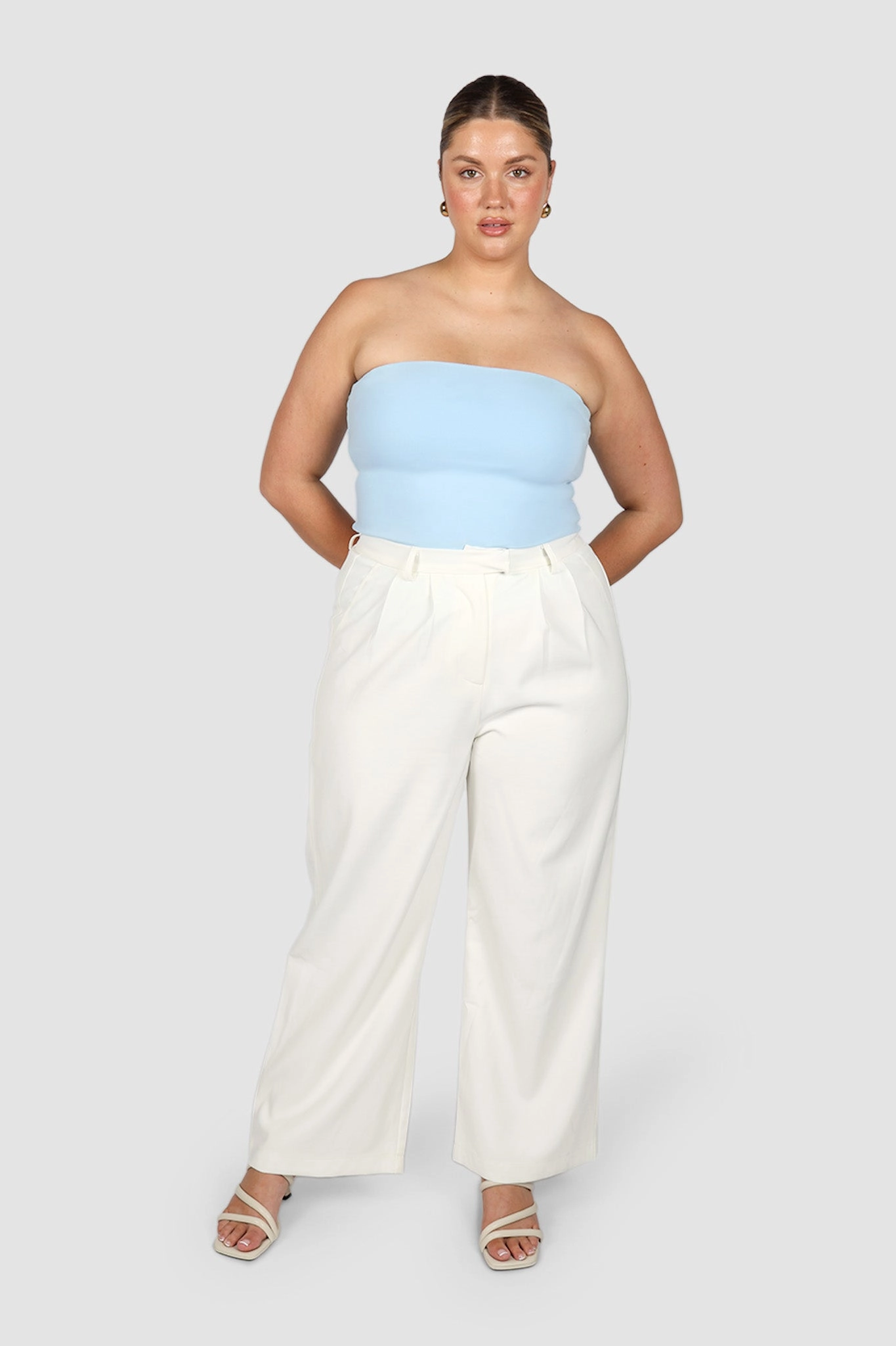 APRIL TOP SOFT BLUE