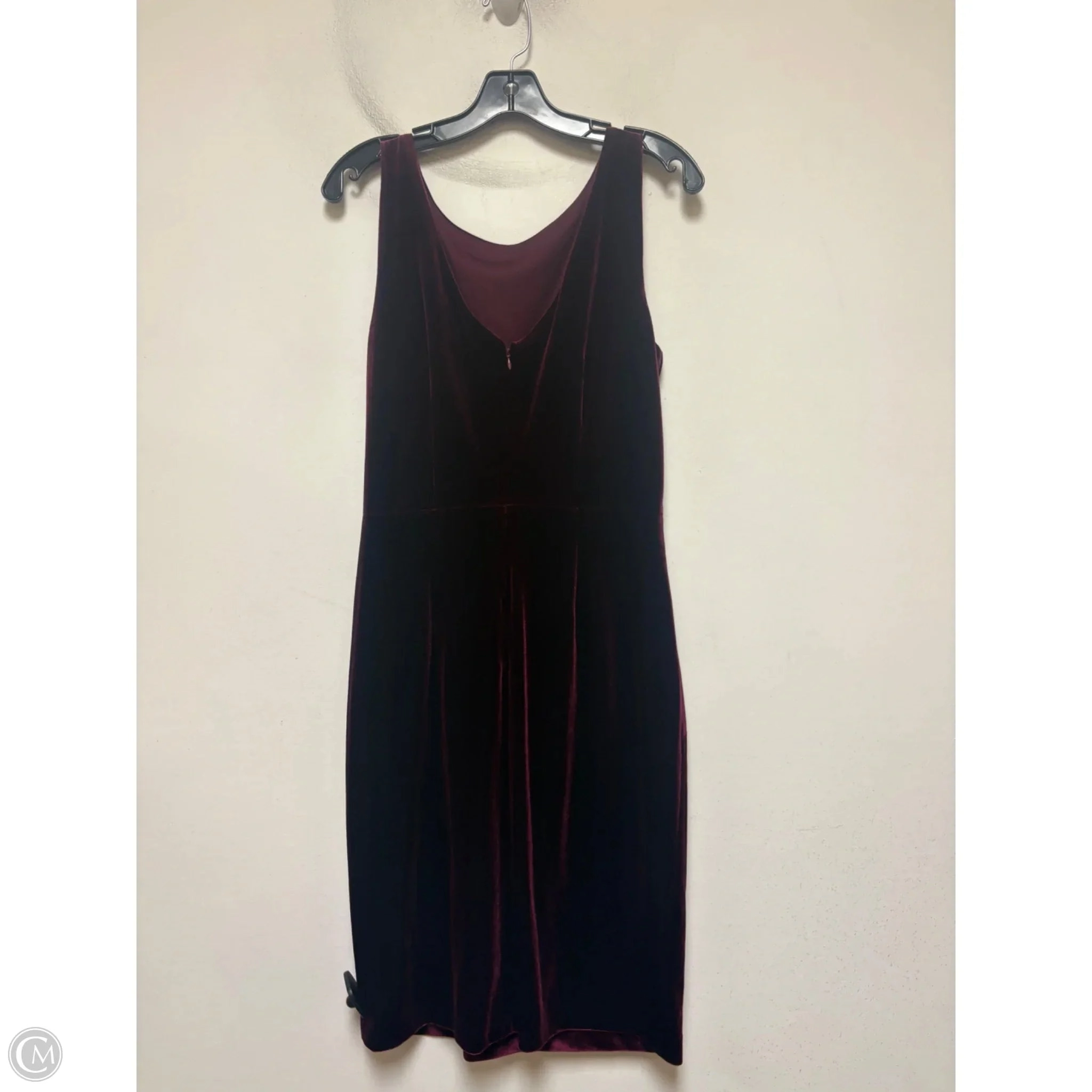 Dress Casual Midi By Calvin Klein In Maroon, Size: M