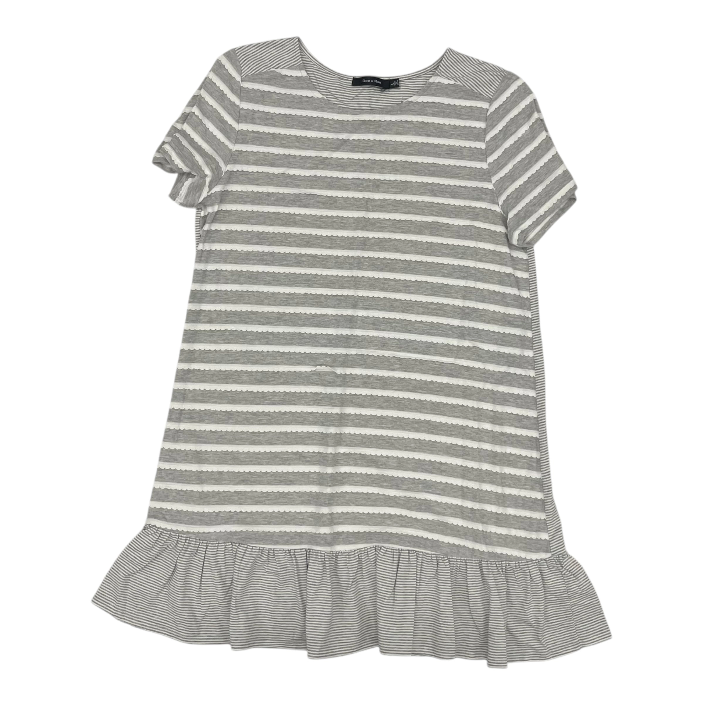 Dress Casual Short By Doe & Rae In Grey, Size:L