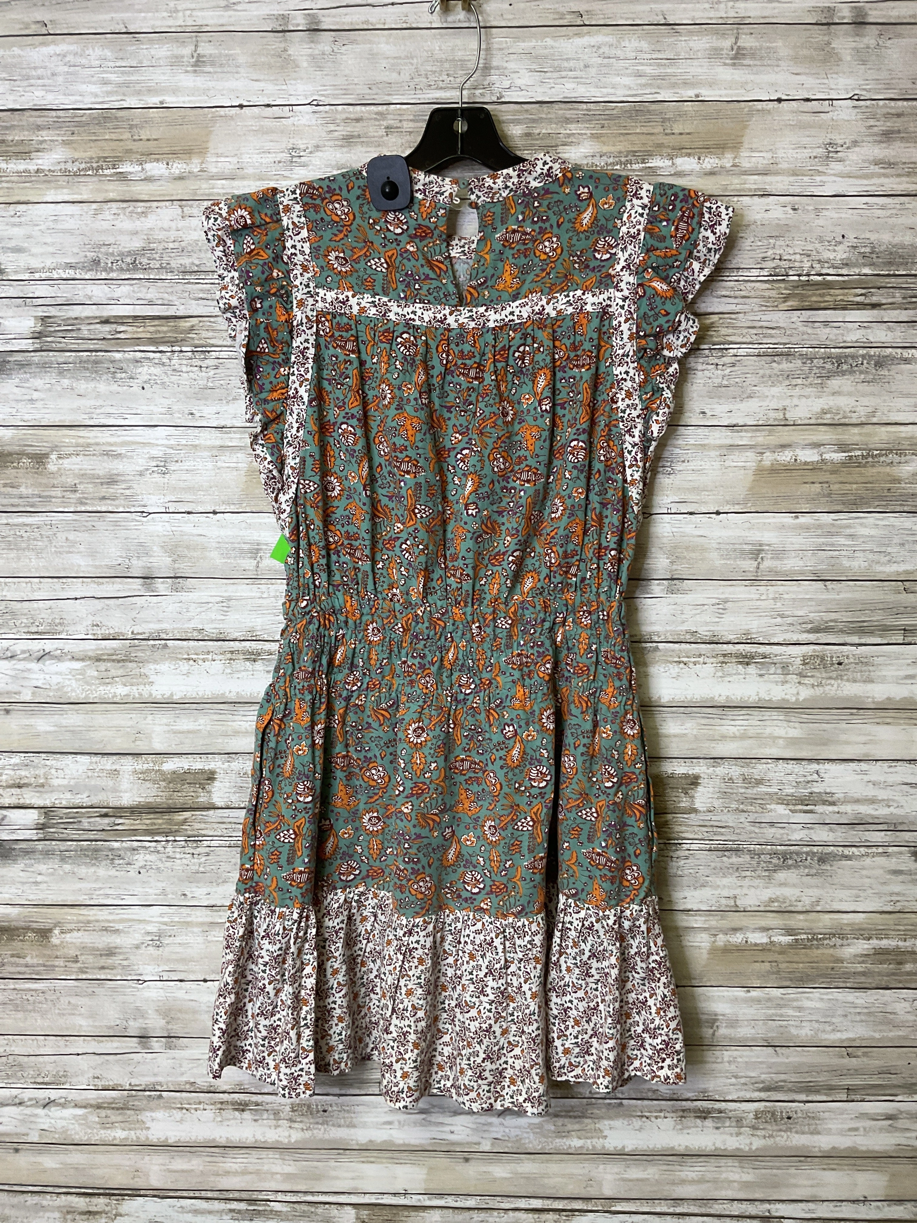 Dress Casual Short By Universal Thread In Floral Print, Size:M