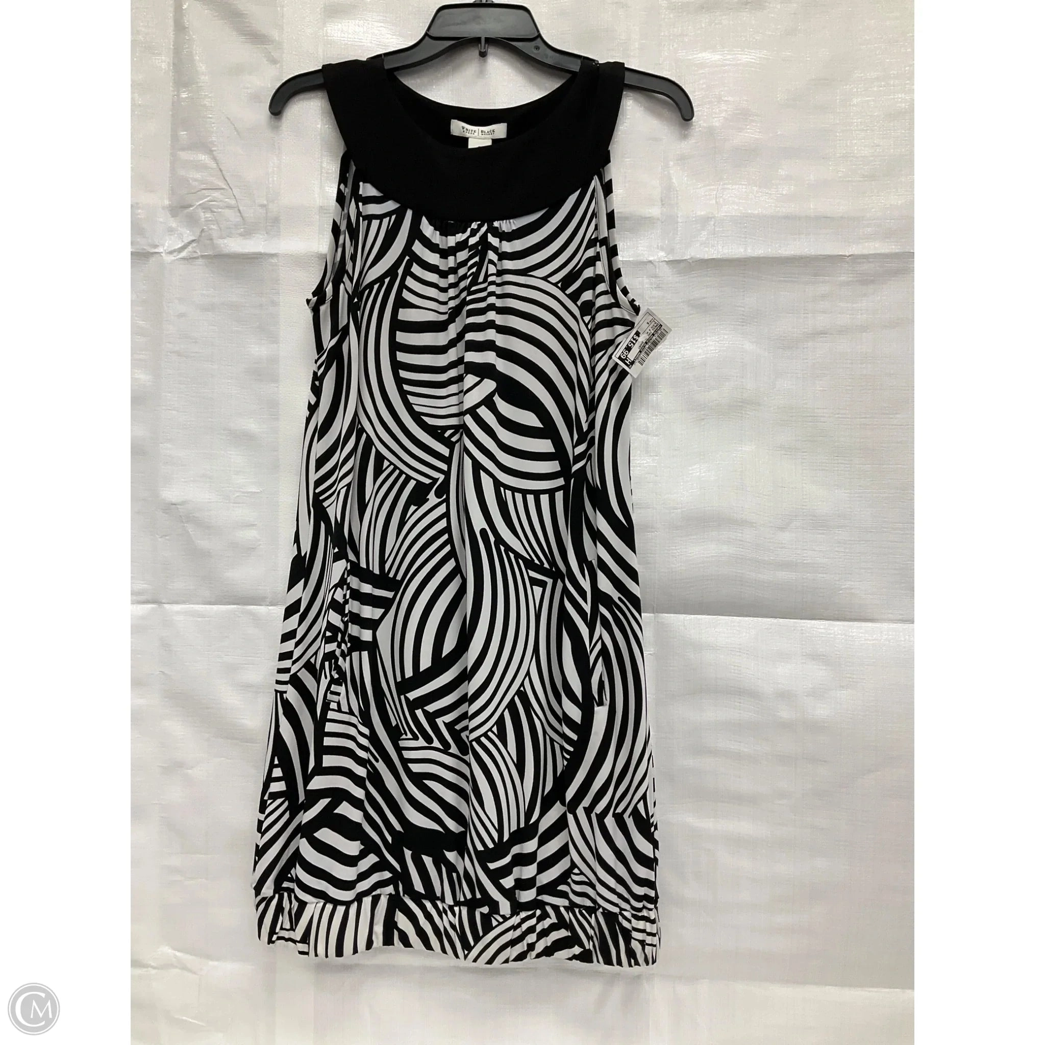 Dress Casual Short By White House Black Market In Black & White, Size: S
