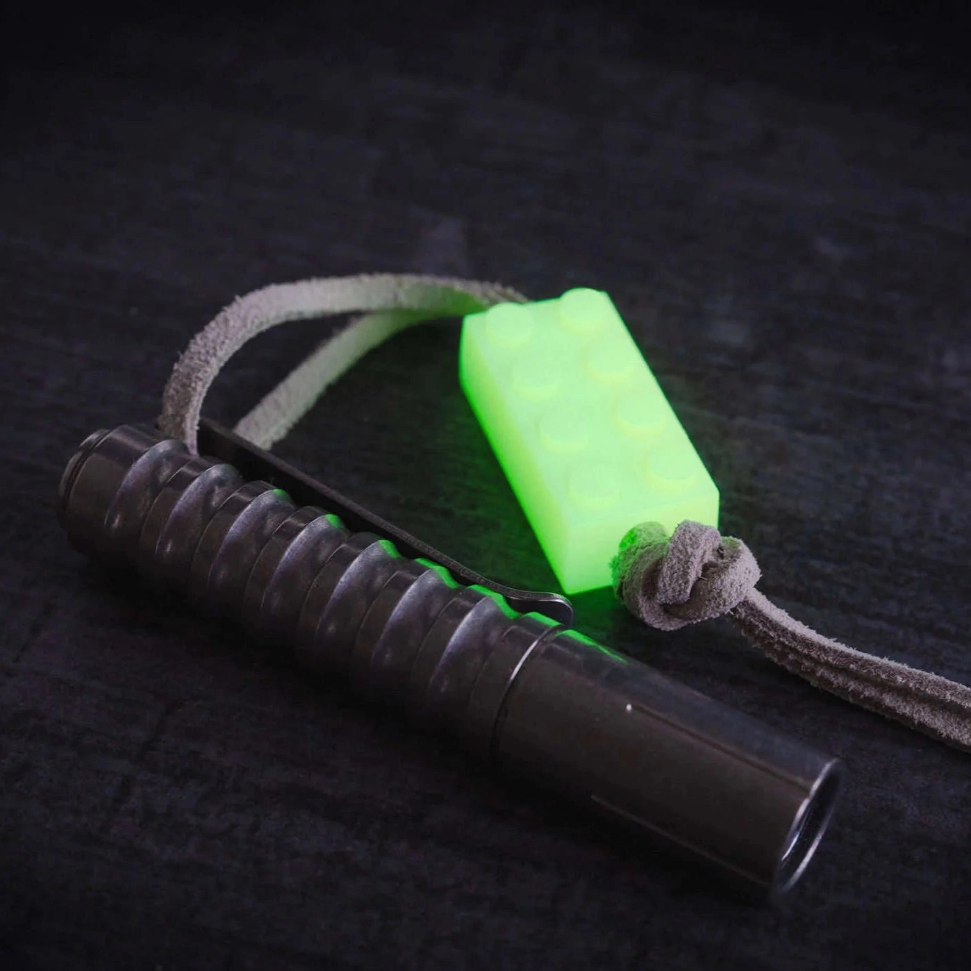 Embrite™ E-Brick Lanyard Beads